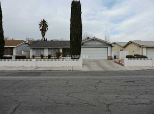 6820 High Bluff Way, Las Vegas, NV 89108