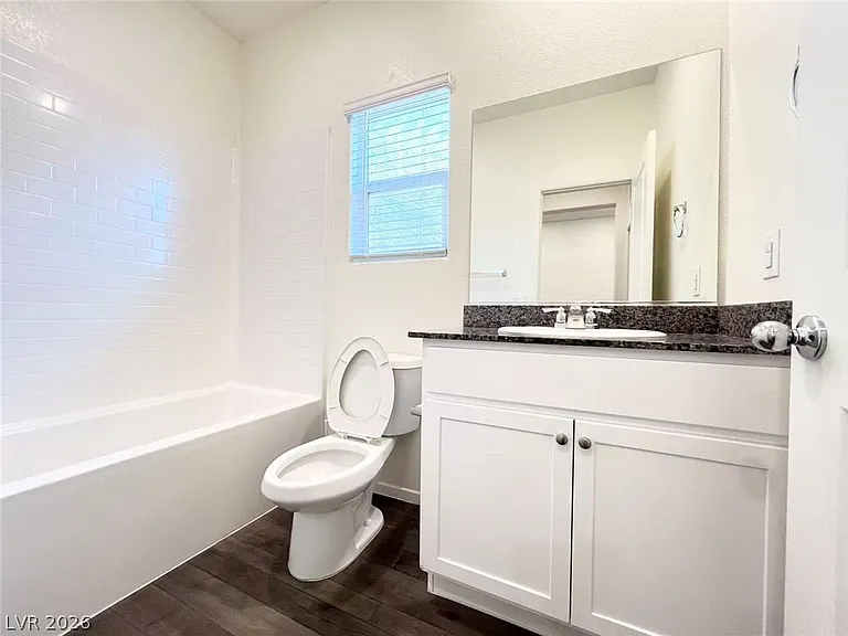 1172 King Lark St — Photo 16