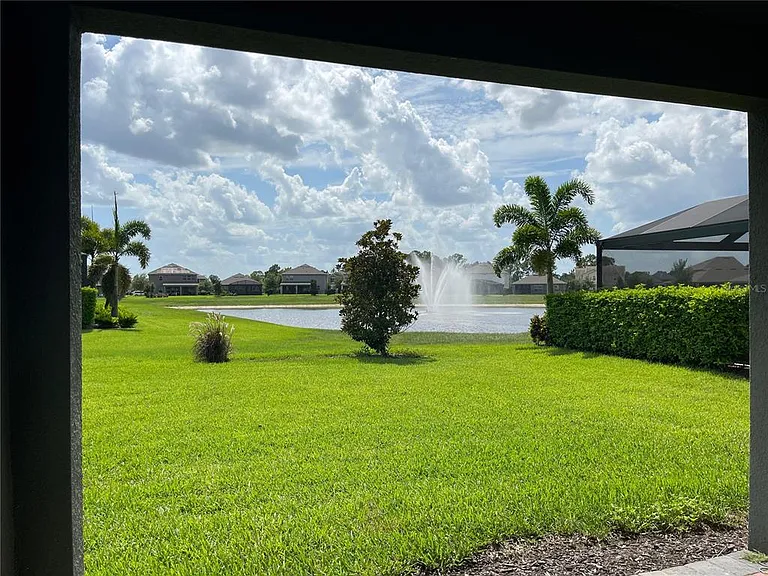 10194 Atwater Bay Dr — Photo 21