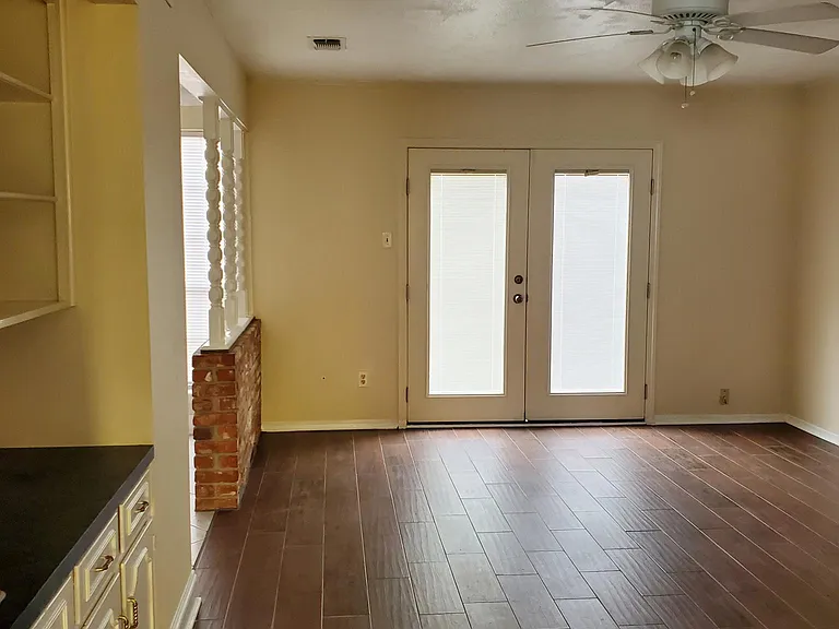 212 Deville Pl — Photo 11
