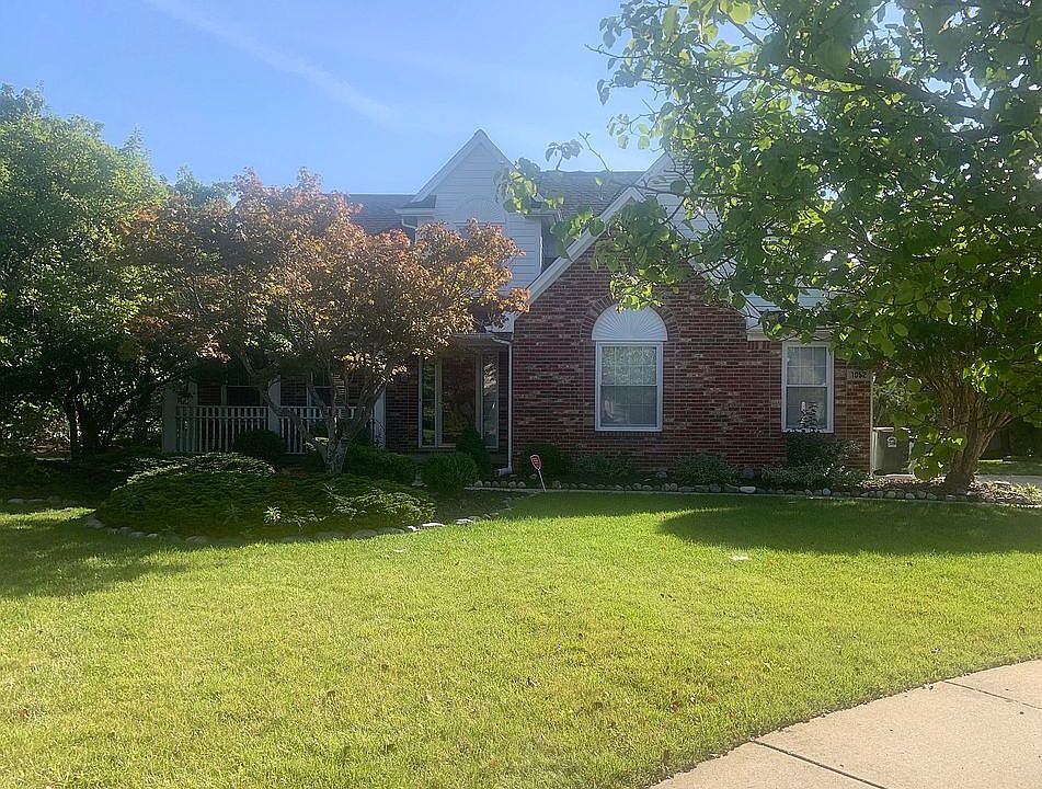 1st image of 1052 Wellington Ct
