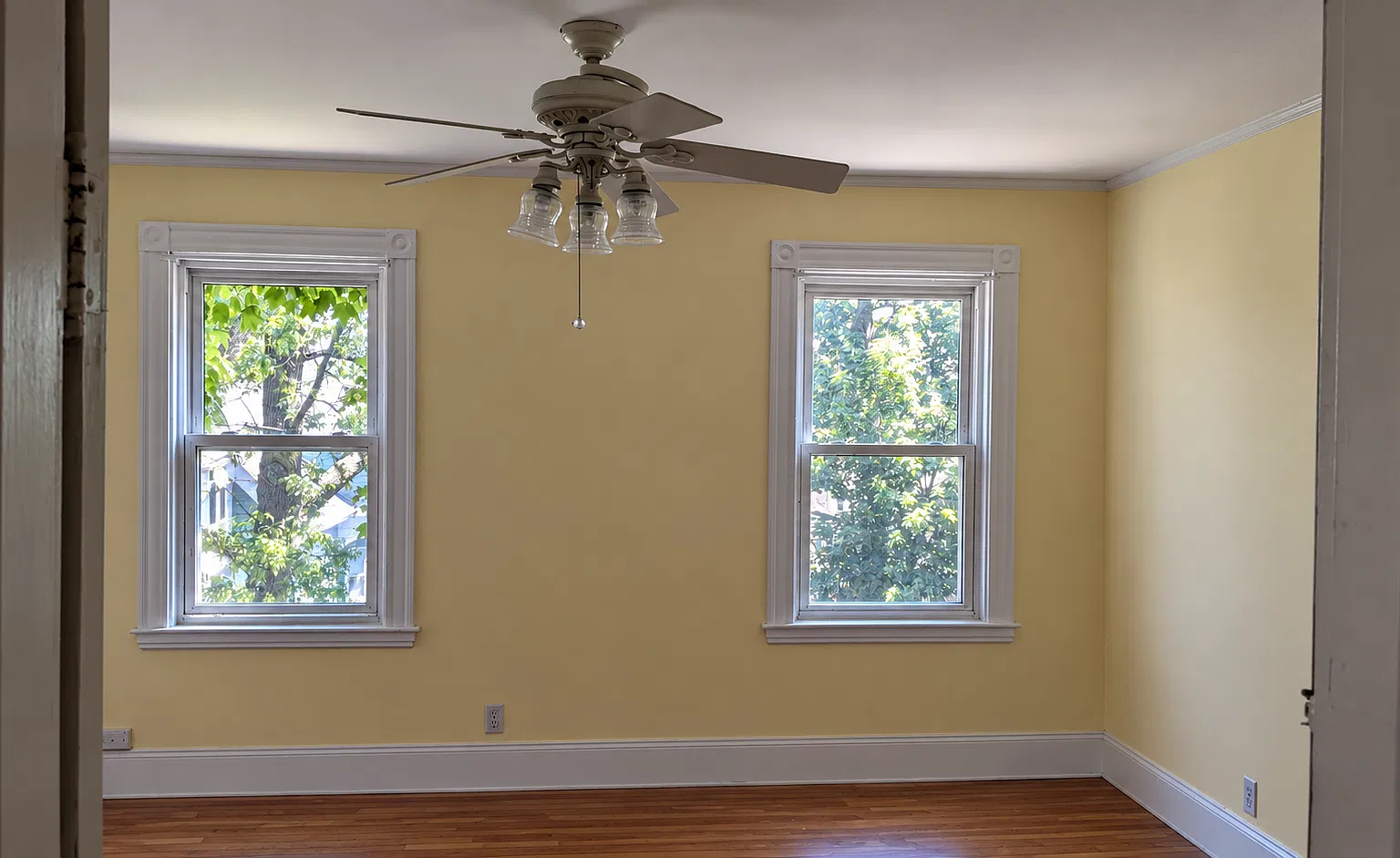 5 bed, 2350 sqft, $4,050 — Photo 3