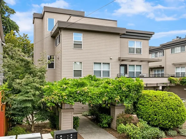 12506 26th Avenue NE #106, Seattle, WA 98125