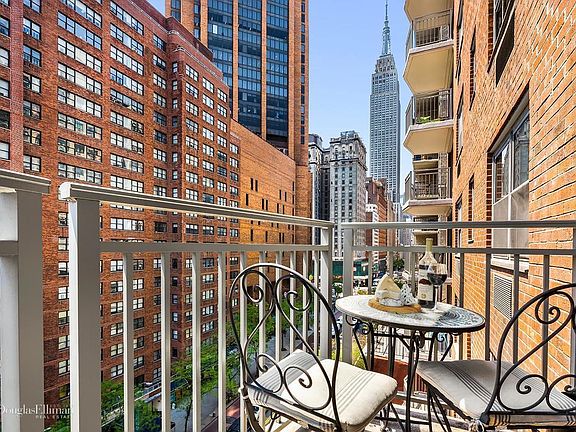 5th image of 132 E 35th St #8H