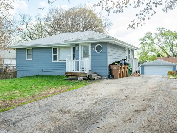 435 N 2nd St, Carlisle, IA 50047