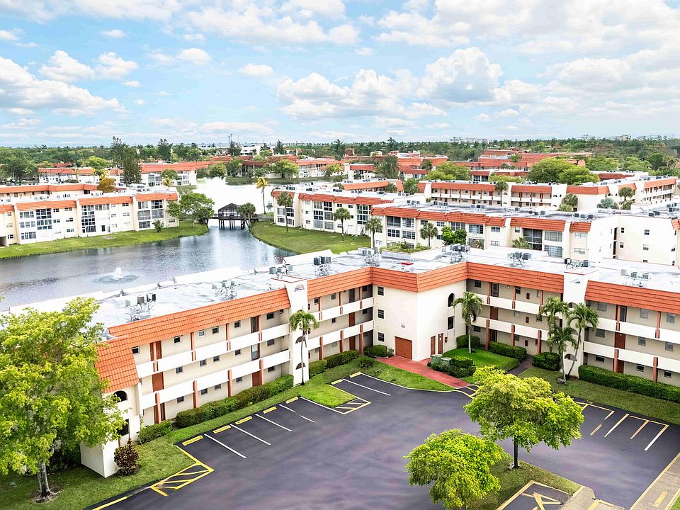 1st image of 2800 Sunrise Lakes Drive W Apt 301
