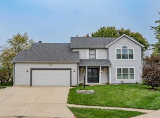 11326 Lyndhurst Ct, Fort Wayne, IN 46845