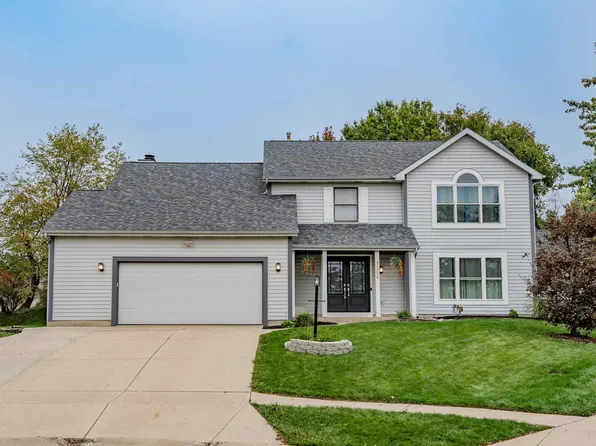 11326 Lyndhurst Ct, Fort Wayne, IN 46845
