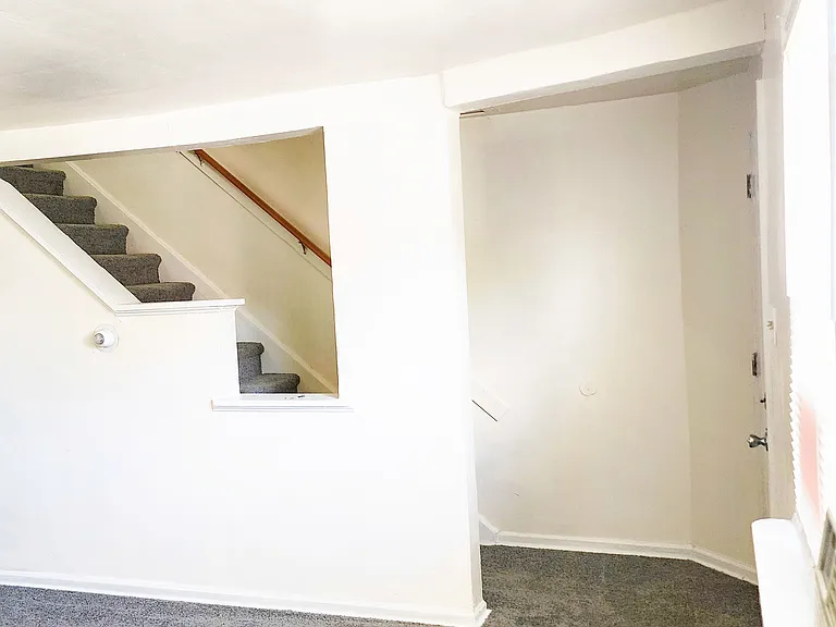 2601 N Heald St — Photo 9