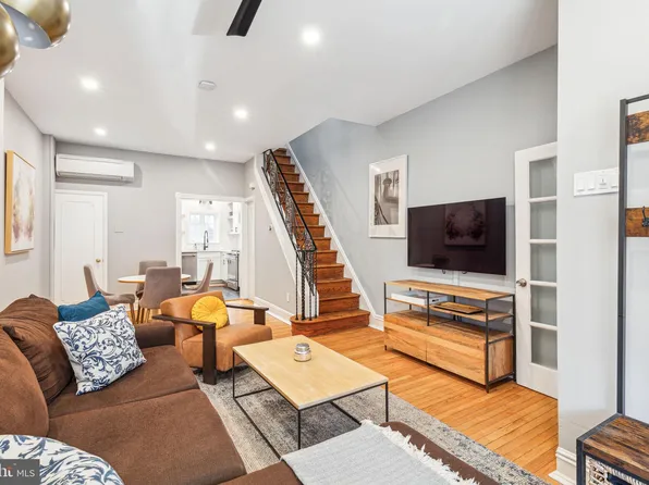 1622 S Franklin St, Philadelphia, PA 19148