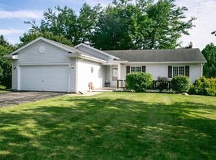 805 Devils Ln, Walworth, WI 53184