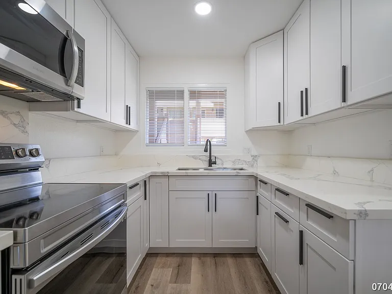 98-852 Noelani St #50 — Photo 10