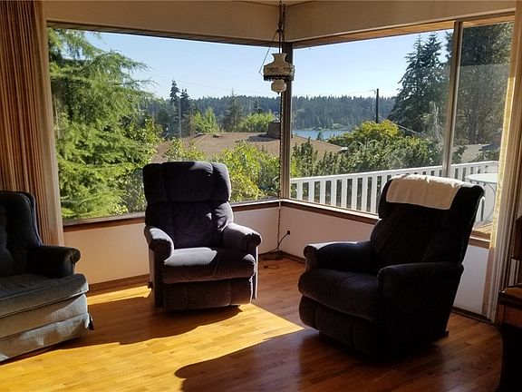 3rd image of 23202 67th Ave W