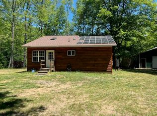 12100 S 220th Ave, Leroy, MI 49655