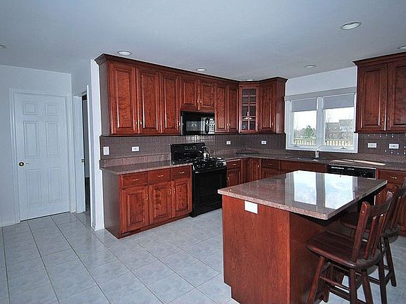 2nd image of 16048 S Leach Dr