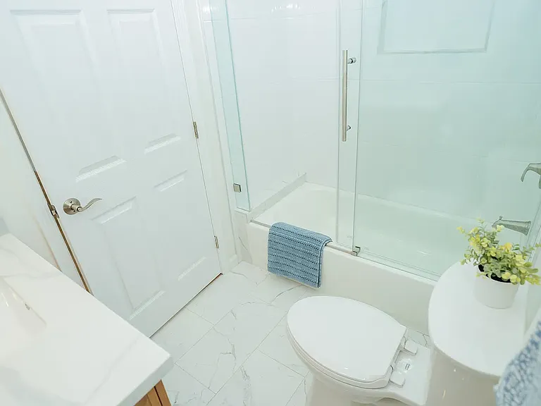 175 E Villa St #2 — Photo 2