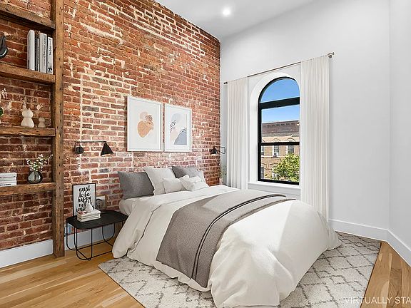 4th image of 1391 Jefferson Ave #3R