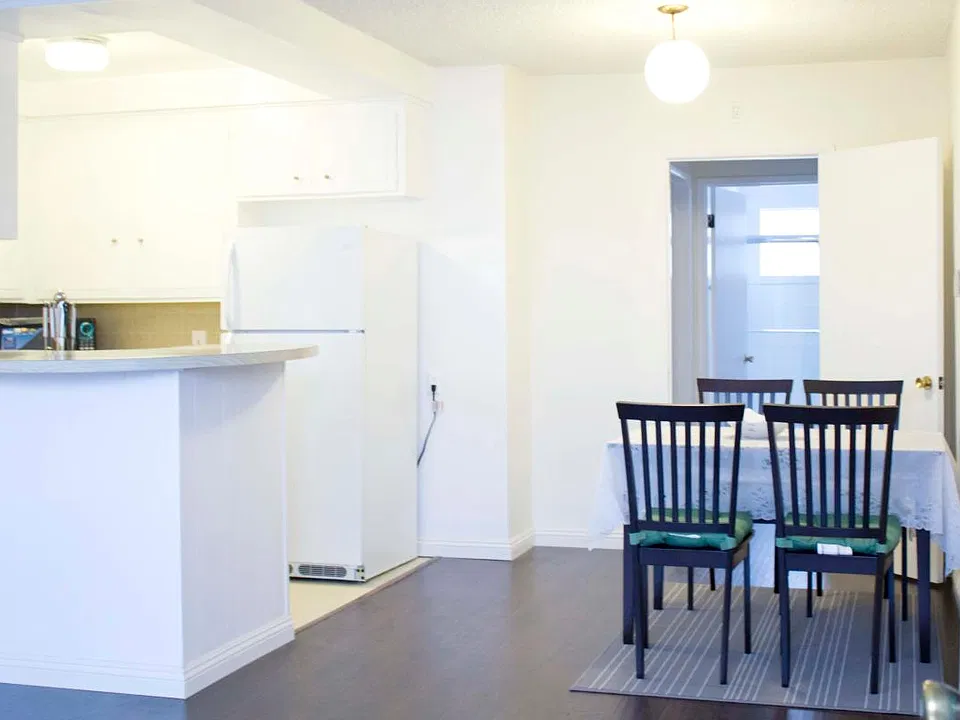 18 N 4th St #2