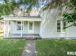 701 W Cherry St, Herrin, IL 62948