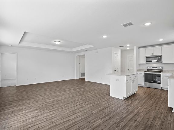 3rd image of 4541 Benham Dr