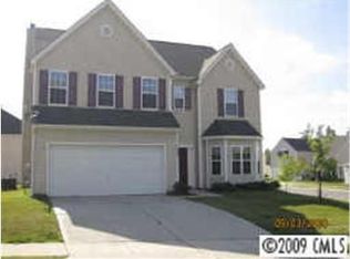 8726 Berrybrook Ln, Charlotte, NC 28269