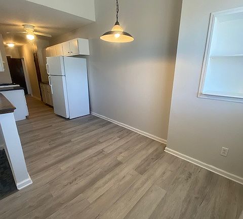 5th image of 158 E Niagara St APT 3
