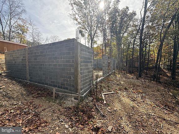 3rd image of 4272 Timber Ridge Rd