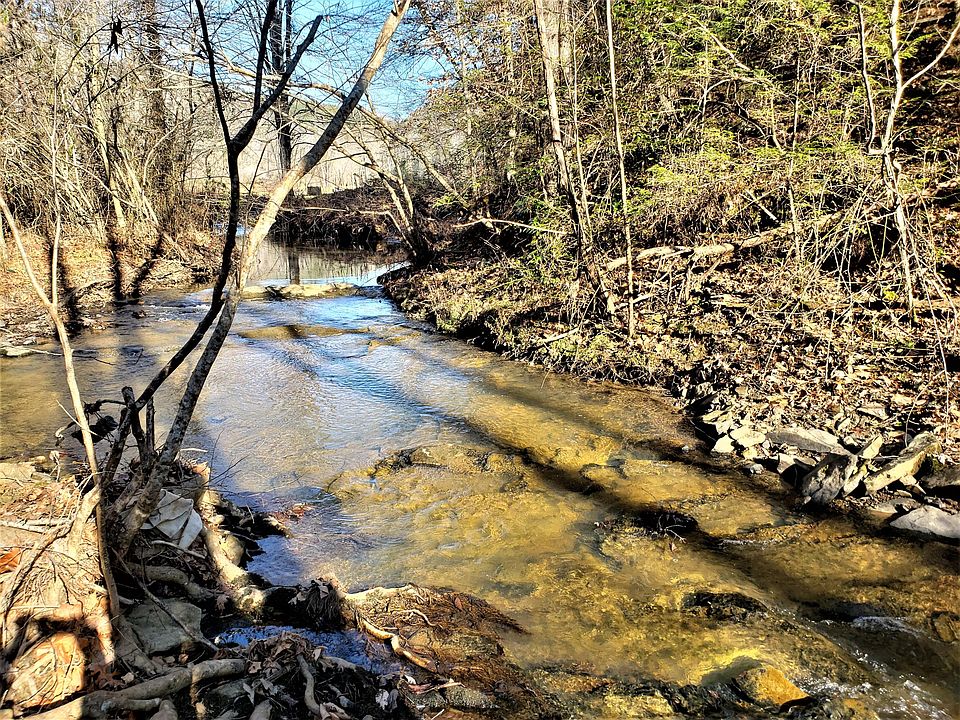 2nd image of Pressmens Home Rd