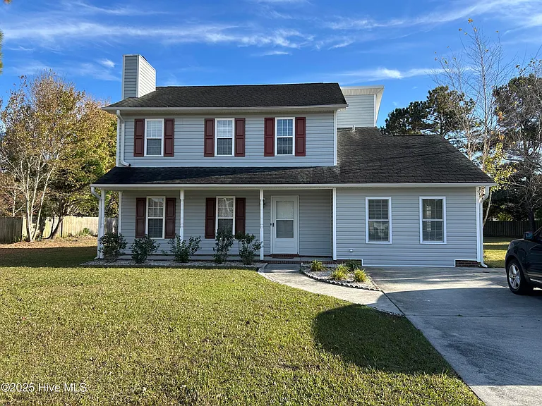 3008 Tandem Ct — Photo 1