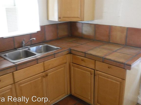 2nd image of 3311 E Bermuda St #8435022
