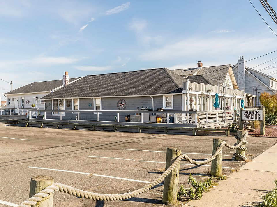 1st image of 439 Fire Island Ave #439