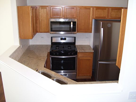 5th image of 1459 Shagbark Dr