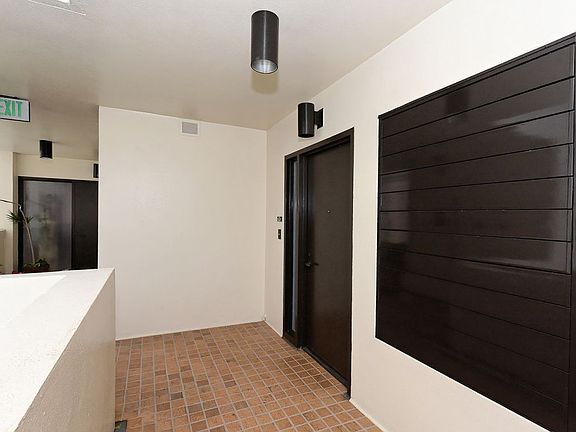 4th image of 1255 N Gulfstream Ave APT 1007