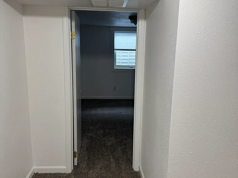 1407 W Kiernan Ave — Photo 19