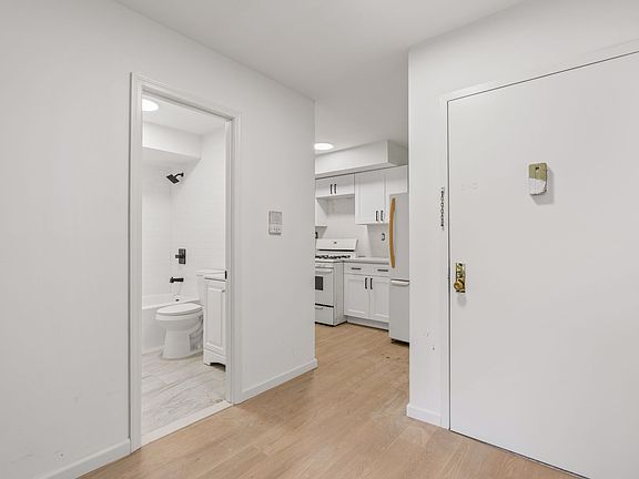 3rd image of 86 Canal St #1A