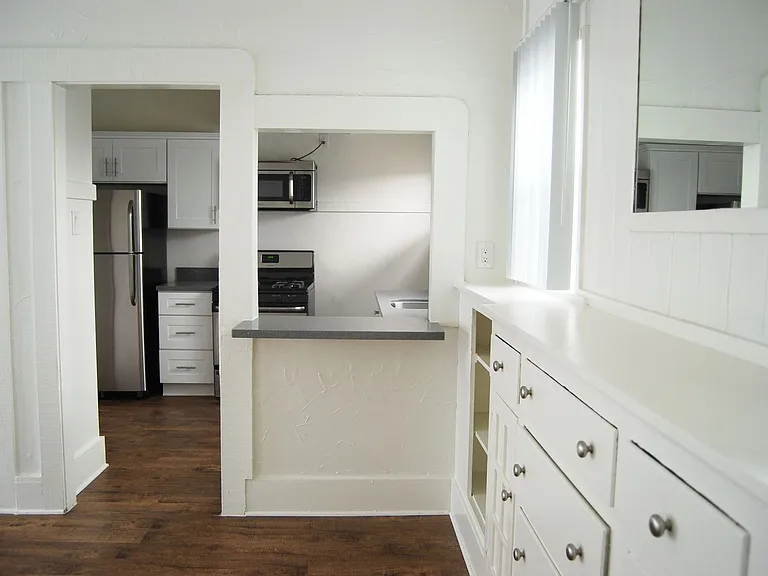 3817 E Livingston Dr — Photo 21