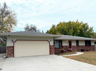 3261 Evergreen Rd N, Fargo, ND 58102