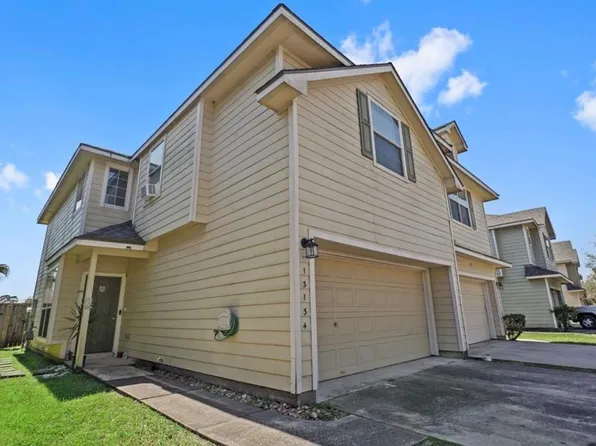 13134 Peppergate Ln, Houston, TX 77044