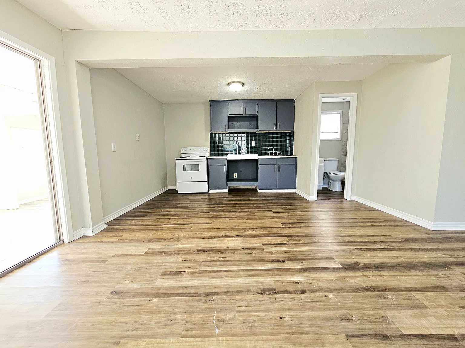 1 bed, 500 sqft, $800 — Photo 4