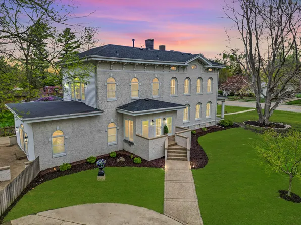 1005 Hovey Ave, Normal, IL 61761