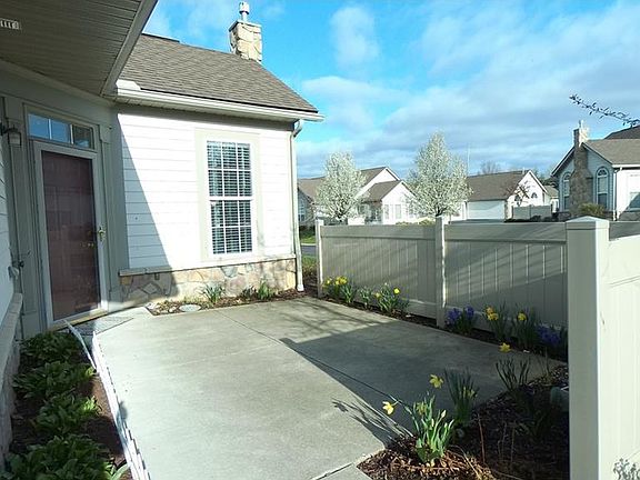 5th image of 583 Crossings Cir