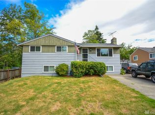 846 SW 108th St, Seattle, WA 98146