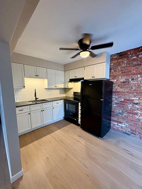 1st image of 149 New York Ave APT B