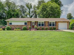 115 Lancelot Dr, Elizabethton, TN 37643