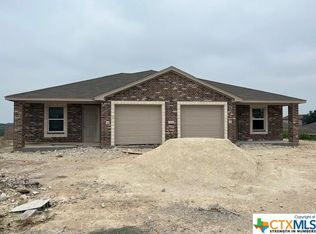 1914 Castroville Trl, Copperas Cove, TX 76522