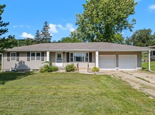 180 Bennett Ave, Council Bluffs, IA 51503