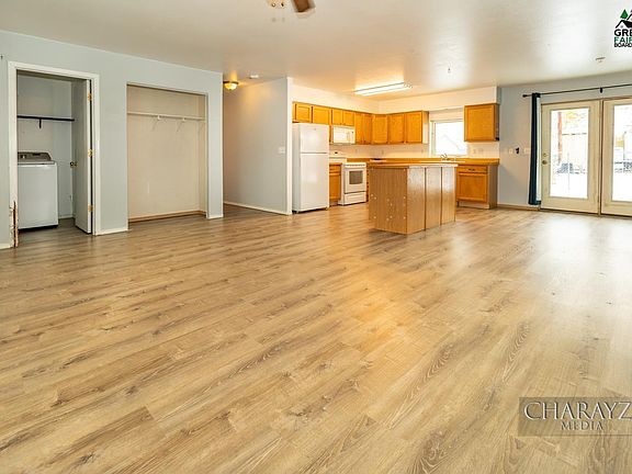 3rd image of 2805 Barnette St
