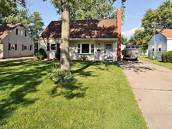 2nd image of 637 Vermont Dr