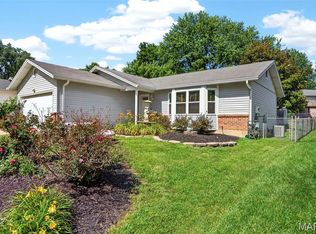 6 Merribrook Ct, O'Fallon, MO 63368