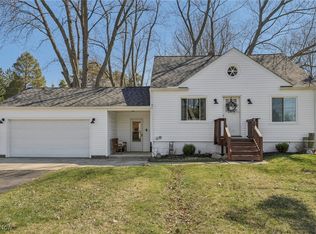 8385 Ridge Rd, North Royalton, OH 44133